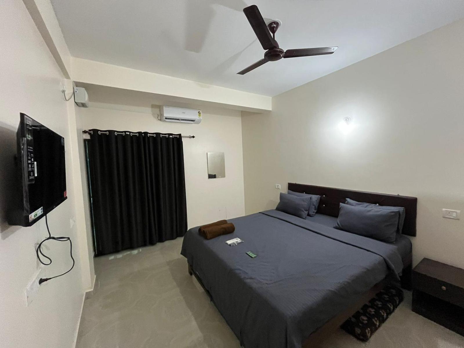 Hotel Saffron Baga Buitenkant foto