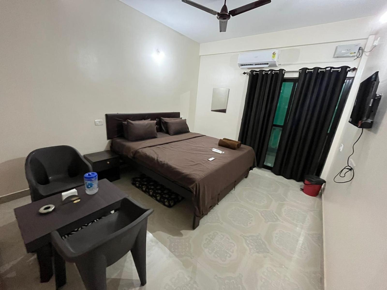 Hotel Saffron Baga Buitenkant foto